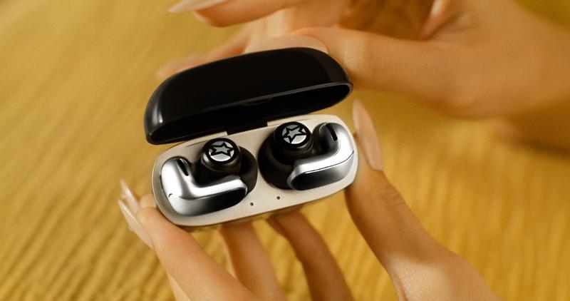 ボーズ × LISA Ultra Open Earbuds BOSE Win Bose Ultra Open Earbuds | Bose × LISA Exclusive Giveaway