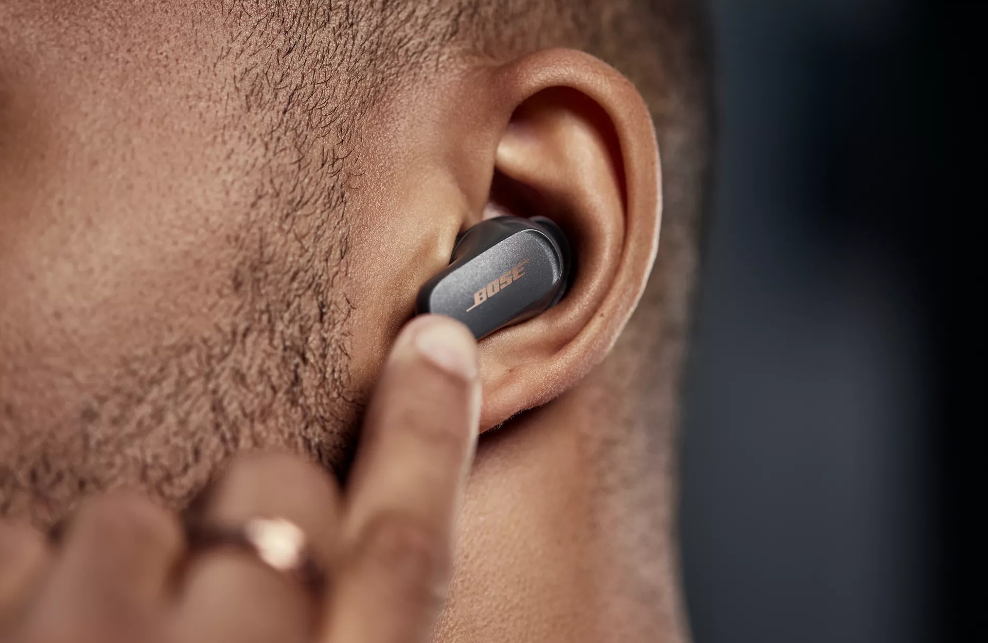 Bose QuietComfort Earbuds Controls
