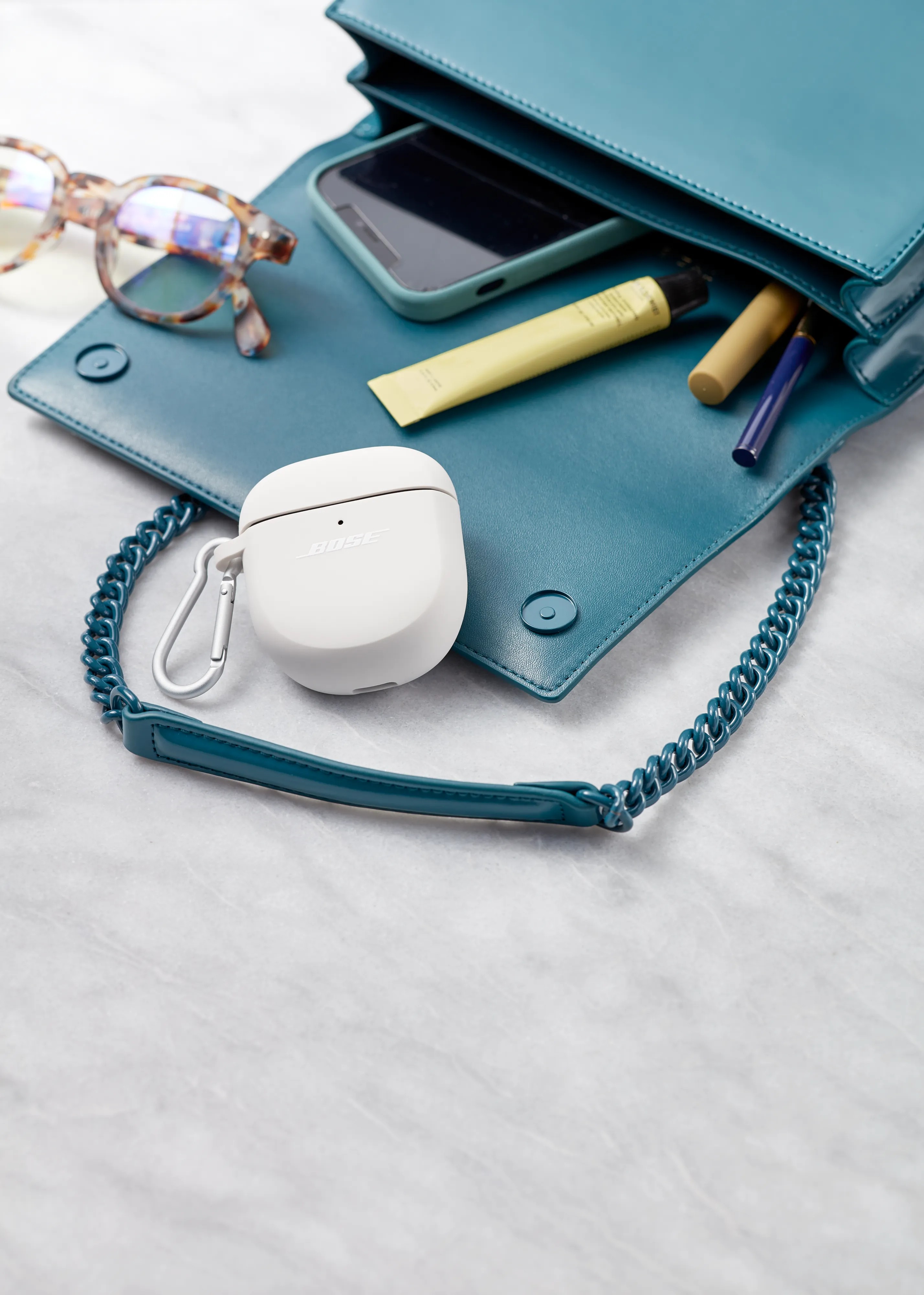Bose QuietComfort Earbuds II Silicone Case Cover, цвет: Soapstone — фото 5