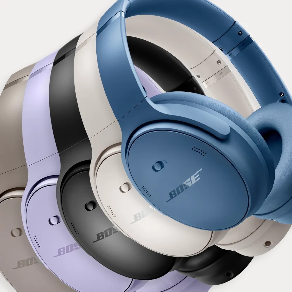 Casques Bose QuietComfort présentés dans toutes les couleurs offertes.