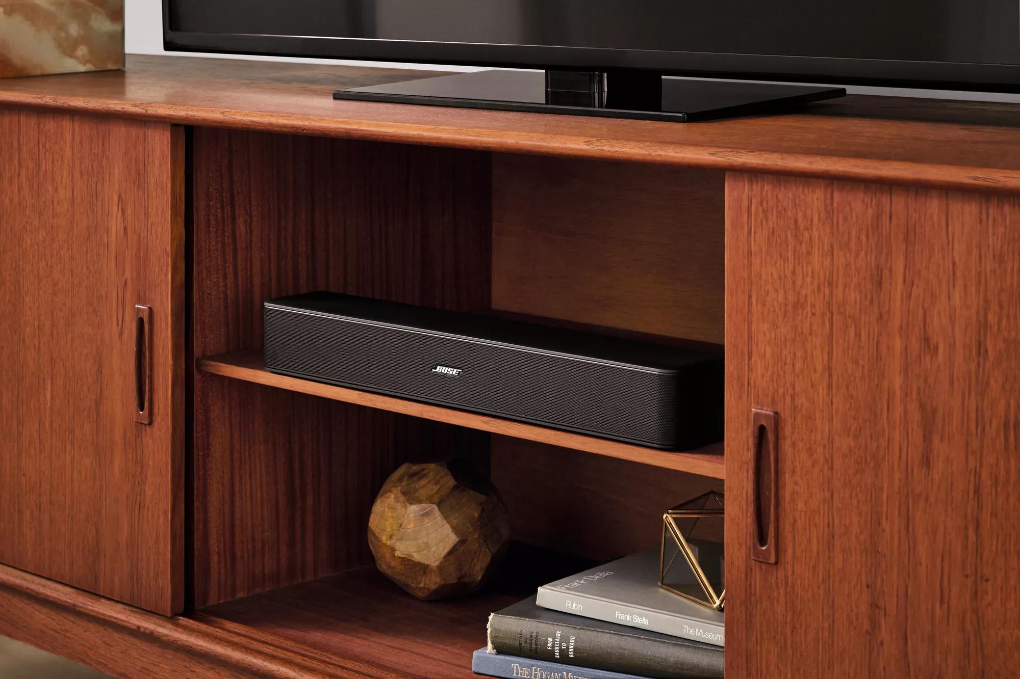 Bose Solo 5 - Soundbar Speaker with Bluetooth Connectivity