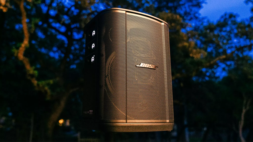 Système d’enceinte Bluetooth portative Bose S1 Pro + à l’extérieur