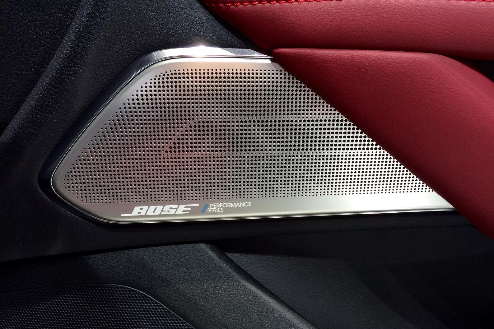 The Bose Performance Series sound system for the 2017 infiniti Q60