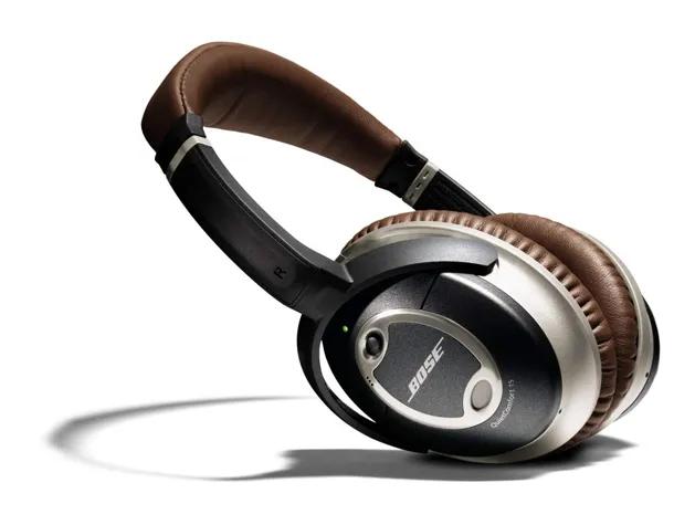 QuietComfort® 15 Acoustic Noise Cancelling™ headphones | Bose