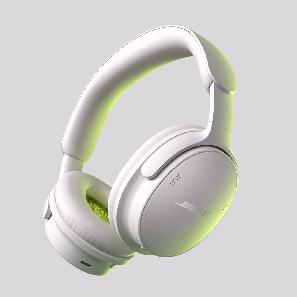 White Smoke Bose QuietComfort Headphones (2nd Gen) shown at an angled close-up, highlighting the premium design.
