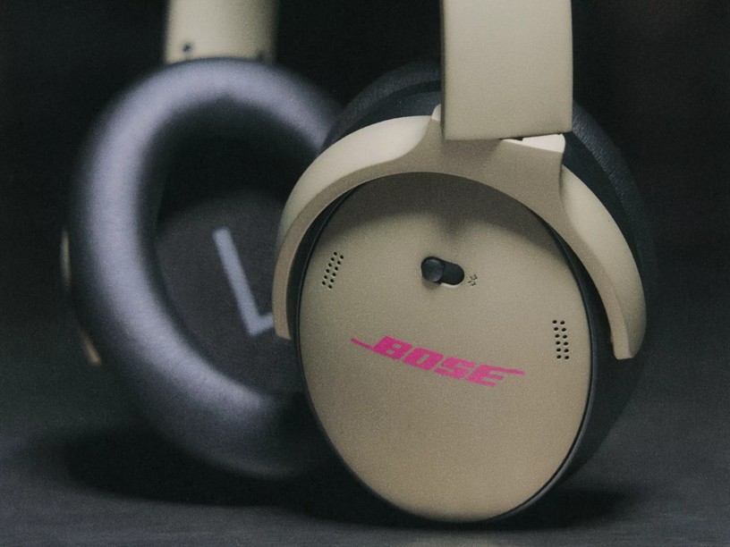 Bose x Steve Lacy QuietComfort Headphones tdt